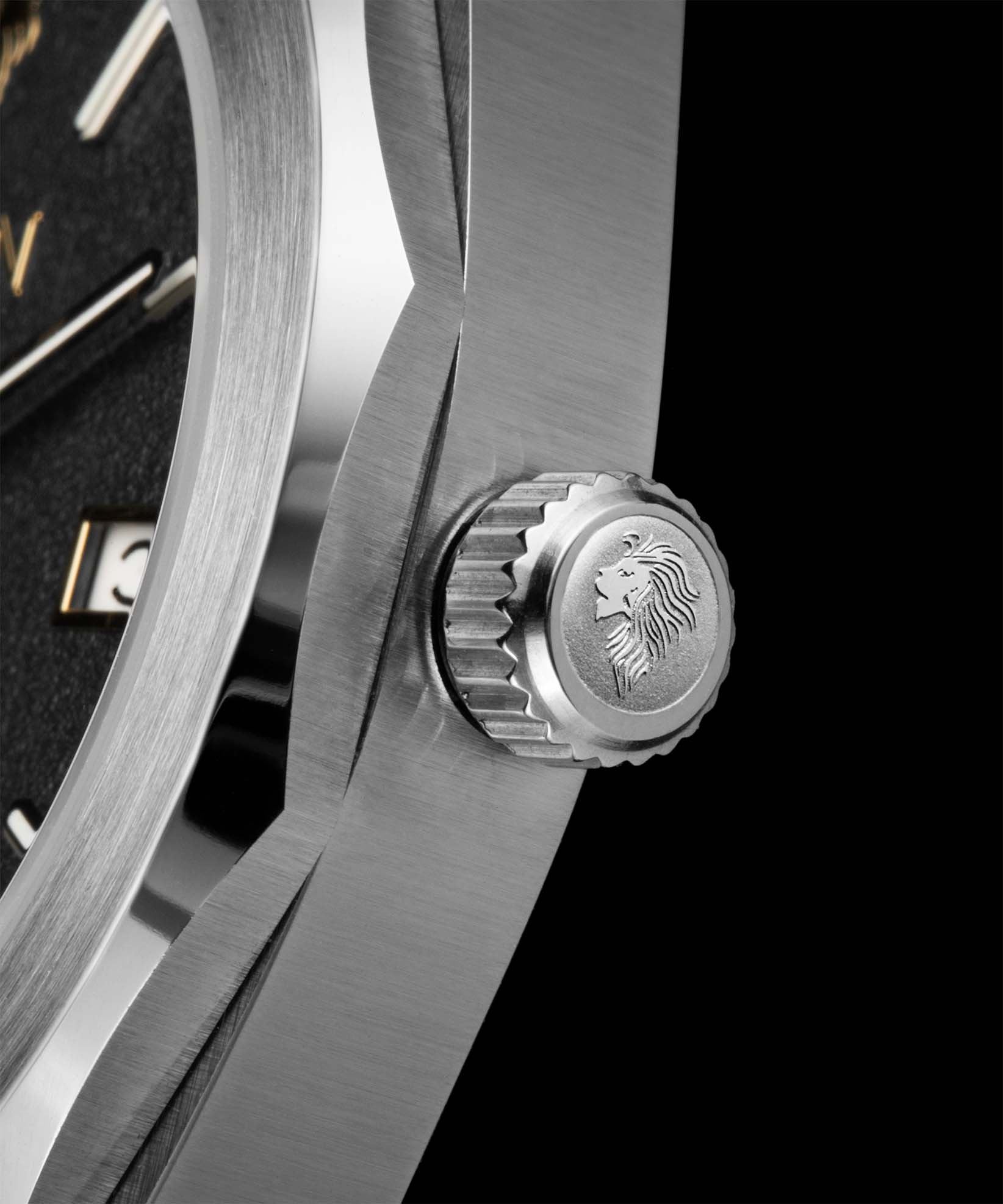 Grandeur Automatic - Grainy Deep Black (1/50)