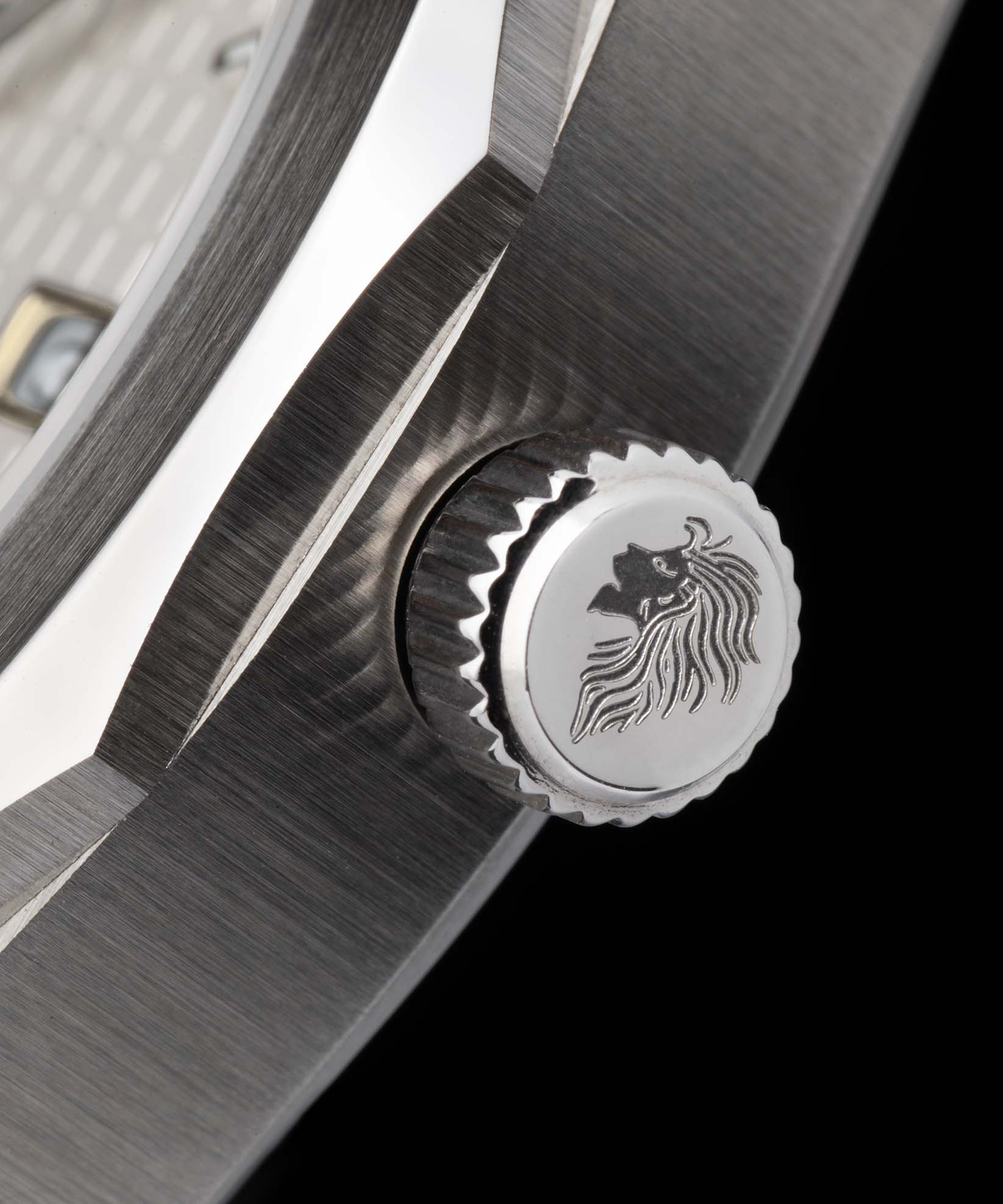 Grandeur XIV – Ivory