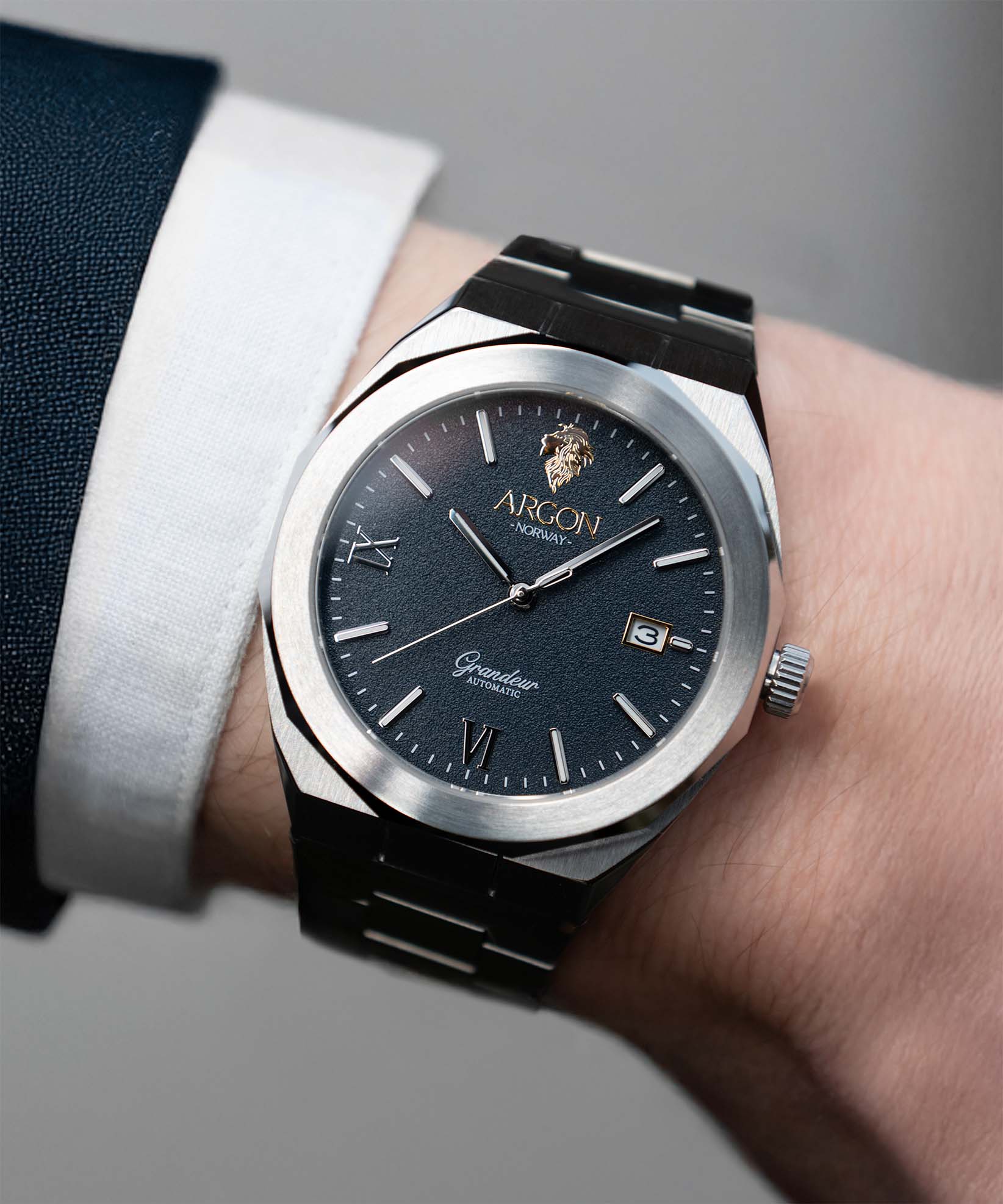 Grandeur Automatic - Grainy Royal Blue (1/50)